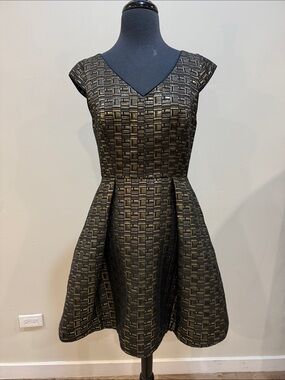 Kate Spade Saturday metallic gold and black jacquard cap sleeve dress